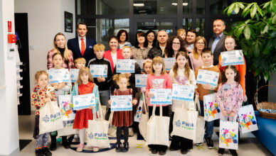 Zielonka - Laureaci konkursu promującego picie kranówki nagrodzeni