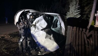 Pijany zatrzymał się na ogrodzeniu kapliczki