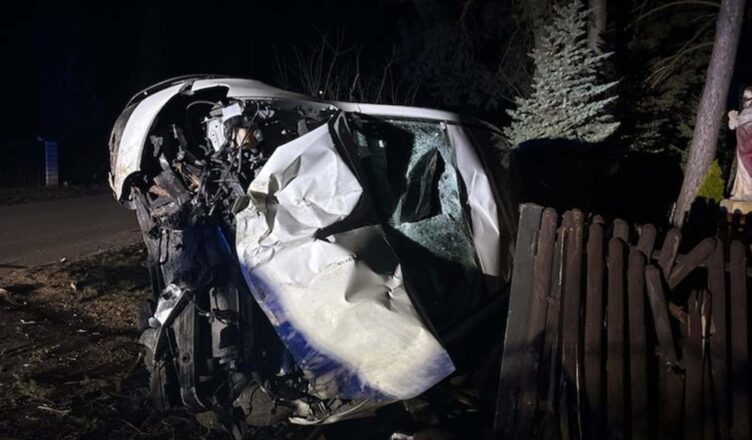 Pijany zatrzymał się na ogrodzeniu kapliczki