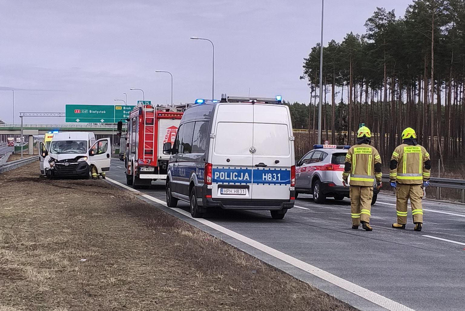 Groźnie na ekspresówce. Wypadek sparaliżował ruch na S8.