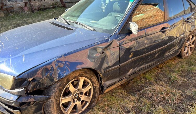 Telefon powiadomił o wypadku – pijany kierowca z sądowym zakazem zatrzymany