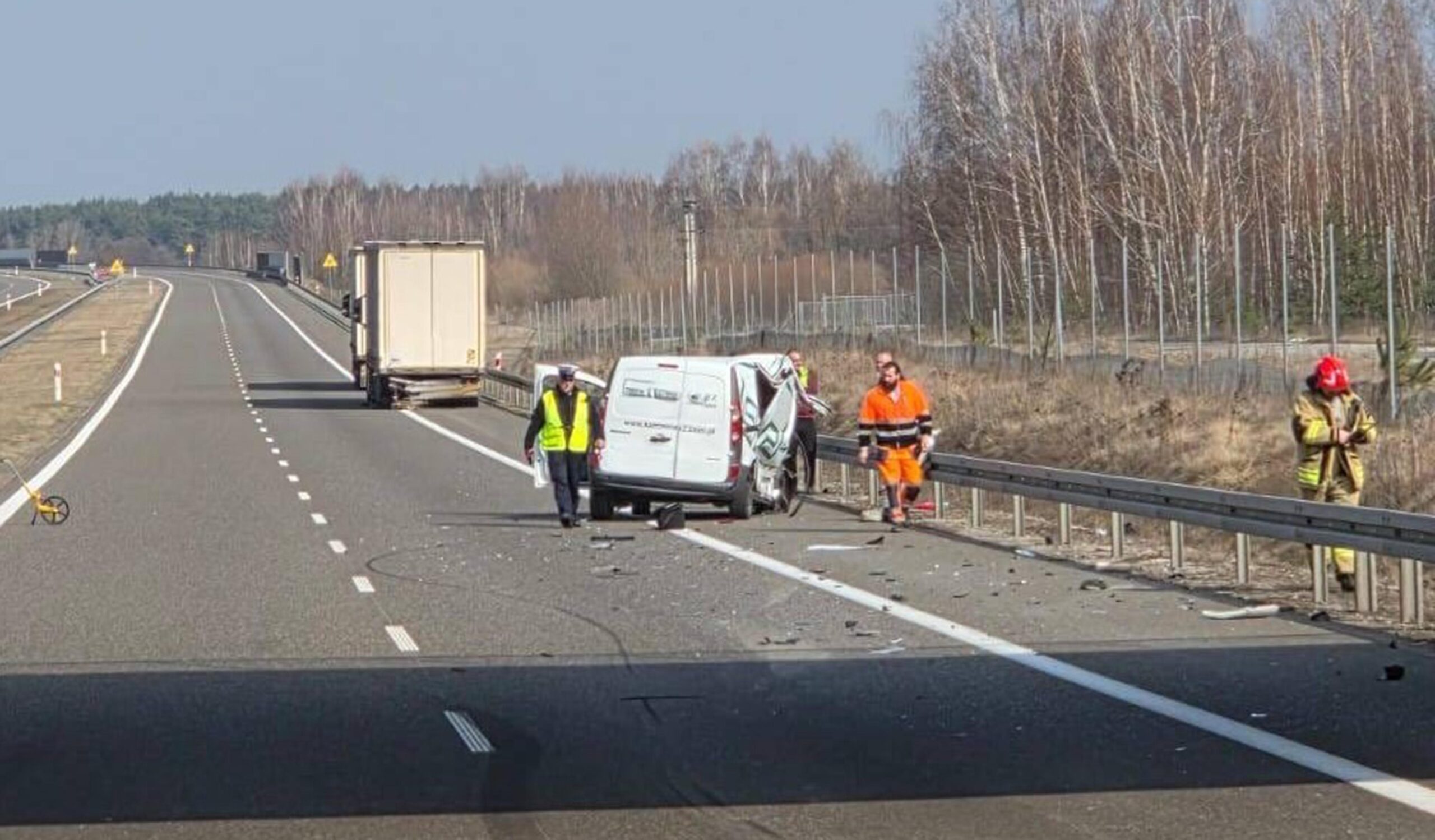 Zderzenie pojazdów na S7