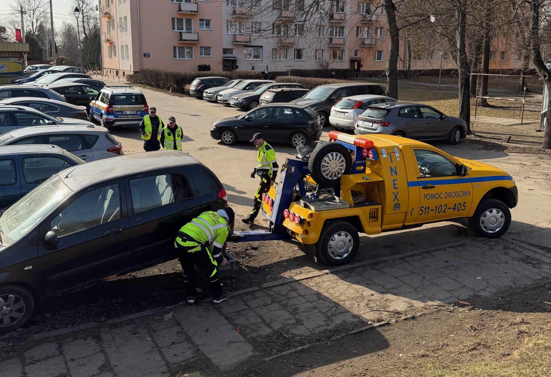 Porzucone pojazdy usuwane z ulic Miasta Ząbki