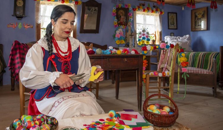 Mazowiecka Wielkanoc. Skanseny, palmy kurpiowskie i jarmarki w całym regionie