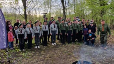 Tam, gdzie ogień i pamięć – Przyrzeczenie Harcerskie 45 Drużyny „Dąbrowa”