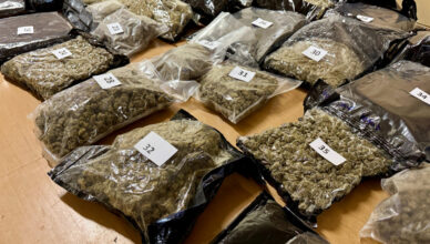 Lider pseudokibicowskiej „bojówki” zatrzymany z narkotykami wartymi 10 mln zł. Prawie 150 kg środków odurzających nie trafi na rynek.