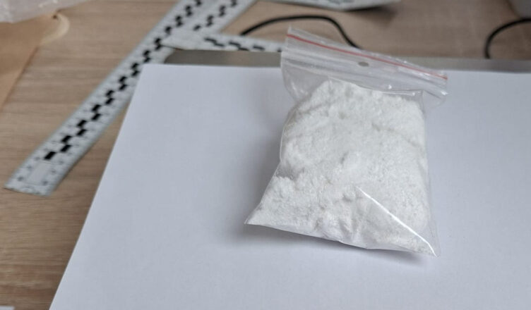 Wołomin: Dwie osoby zatrzymane z narkotykami. Grozi im więzienie