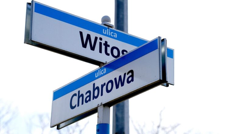 Powstanie wyniesione przejście dla pieszych w Czarnej