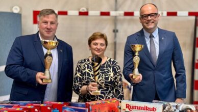 Marki gospodarzem wojewódzkiej rywalizacji. Ruszyły III Mazowieckie Mistrzostwa Szkół w Rummikub