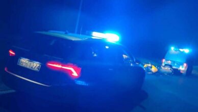 Zderzenie z sarną zakończyło się tragedią! Motocyklista walczy o zdrowie