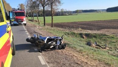 Policjanci wyjaśniają okoliczności zdarzenia na DK57 – apel o rozwagę na początku sezonu motocyklowego