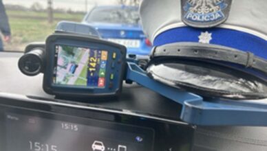 142 km/h w obszarze zabudowanym. Kierowca BMW stracił prawo jazdy