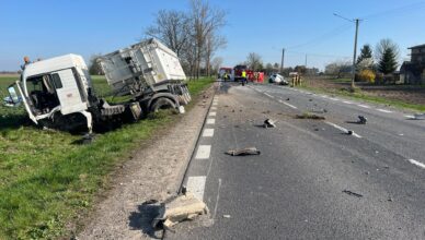 3 ofiary śmiertelne i 16 osób rannych, to tragiczny bilans wypadków minionego weekendu na drogach.