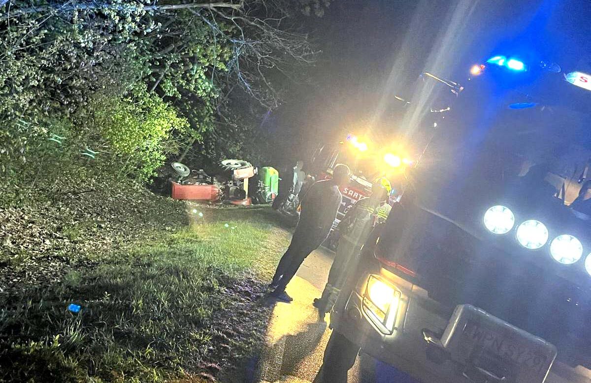 2 promile za kierownicą i ciężarna pasażerka. Nocny wypadek na Mazowszu mógł skończyć się tragedią