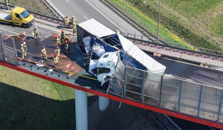 Pijany kierowca ciężarówki rozbił się na węźle Konotopa. Wyrok zapadł w 48 godzin.