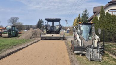 Dąbrówka - Gmina porządkuje drogowe oczekiwania