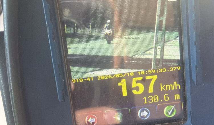 Motocyklem 157 km/h w obszarze zabudowanym