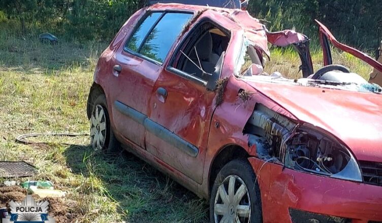 Jechał „kabrioletem” własnej roboty i doprowadził do kolizji. Sprawca zdarzenia z Trzebuczy został zatrzymany