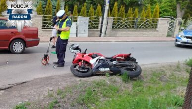 Motocyklista w szpitalu, pijany kierowca uciekł do lasu. Policja podsumowała weekend