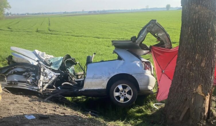 Tragedia na DK57 – dwóch młodych mężczyzn zginęło na miejscu
