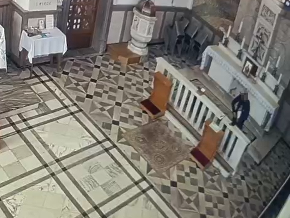 Szybkie zatrzymanie sprawcy kradzieży kościelnej skarbony