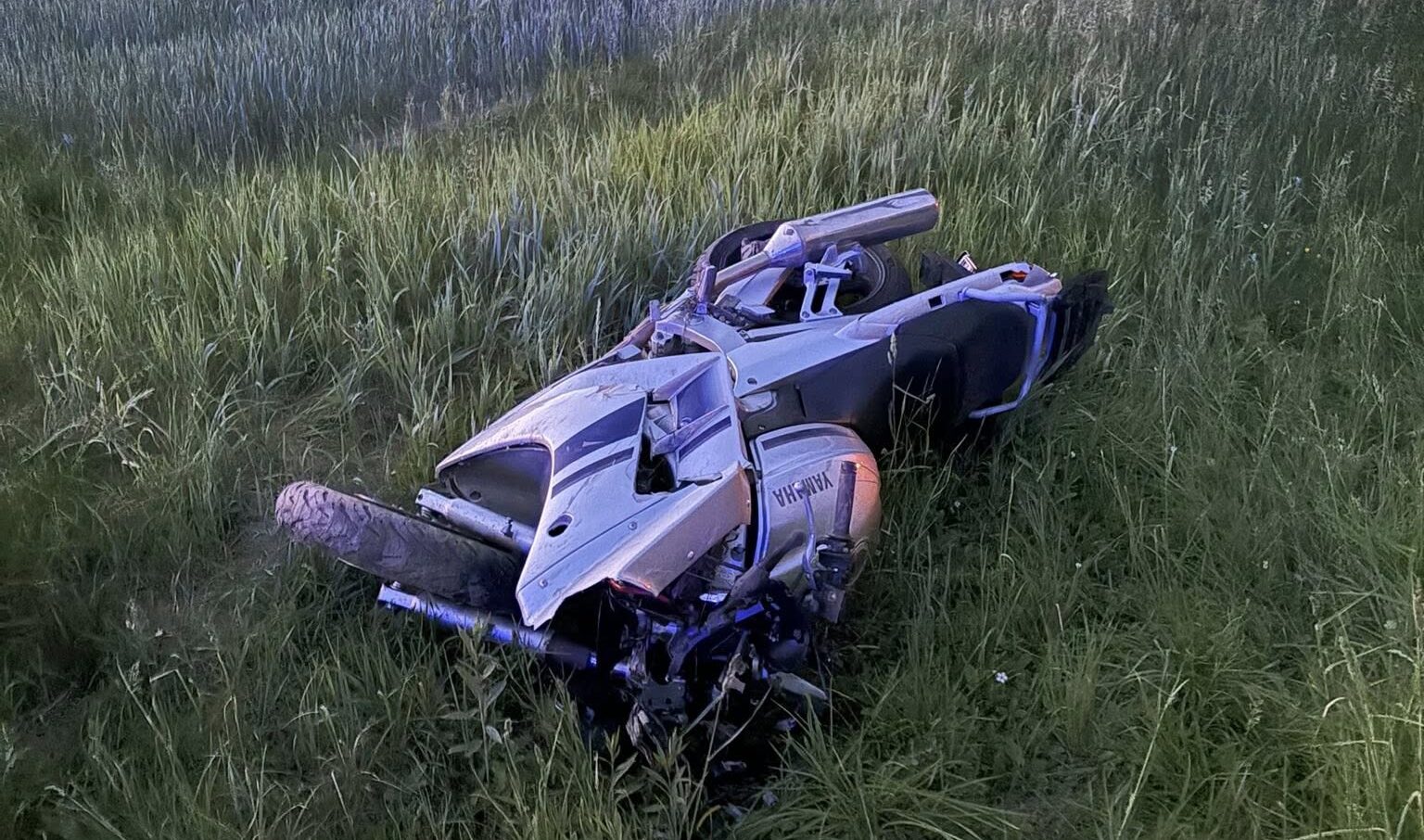 Motocyklista w ciężkim stanie po zderzeniu z autem pod Nowym Dworem Mazowieckim. Dramatyczny wieczór w Pomiechówku