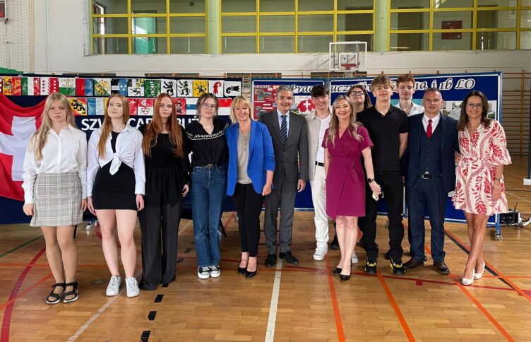 Ząbki - Zastępca Ambasadora Szwajcarii w ZS 1 w Ząbkach