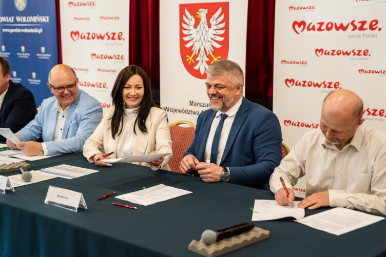 Gmina Dąbrówka pozyskała ponad 230 tysięcy złotych z Mazowsza