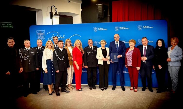 Powiatowe wsparcie dla strażaków ochotników. Do gminy Tłuszcz trafiło 35 tys. zł