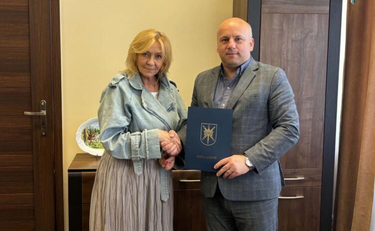 Agnieszka Czubak pokieruje miejskim żłobkiem w Jadowie. Powierzono jej obowiązki dyrektora „Hałabały”