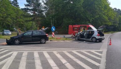 Czarny bilans długiego weekendu na drogach powiatu żyrardowskiego. 4 osoby ranne, hulajnogista w ciężkim stanie, pijany kierowca zatrzymany.