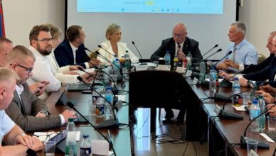 Beata Skulimowska z wotum zaufania i absolutorium. Rada Miejska w Tłuszczu podsumowała 2025 rok