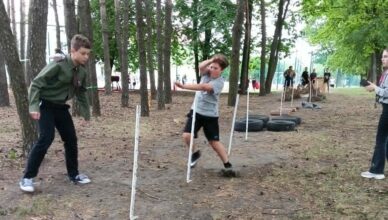 Szkoła charakteru pod gołym niebem - II Manewry Survivalowe w Jasienicy – dzień próby odwagi, współpracy i zaradności