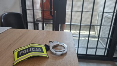 Złodziejski duet w rękach otwockich kryminalnych. Jeden z nich był poszukiwany i prowadził pod wpływem narkotyków