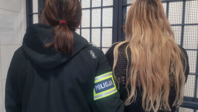 Policjanci z Raszyna przedstawili zarzut 19-latce podejrzanej o kradzieże