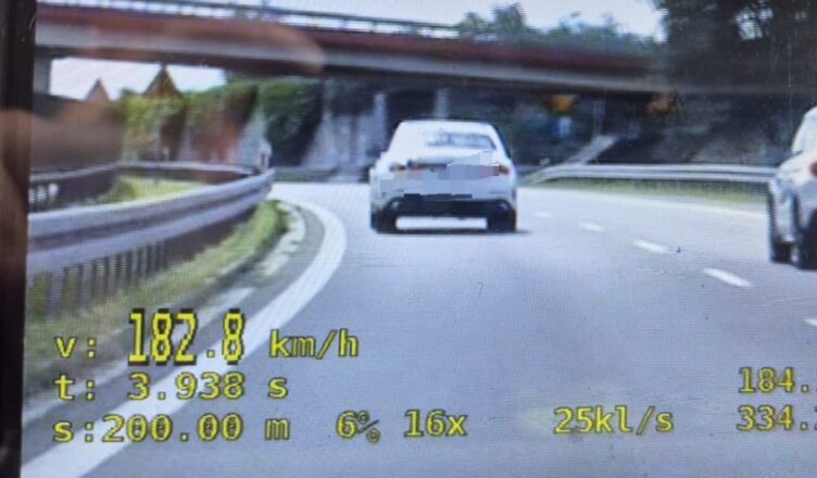182 km/h na trasie S7. Brawura kosztowała kierowcę 2000 zł i 14 punktów karnych