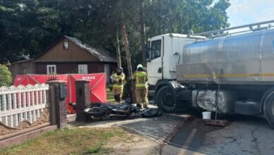 Tragiczny wypadek w Borsukach. Nie żyje 30-letni motocyklista, droga została całkowicie zablokowana