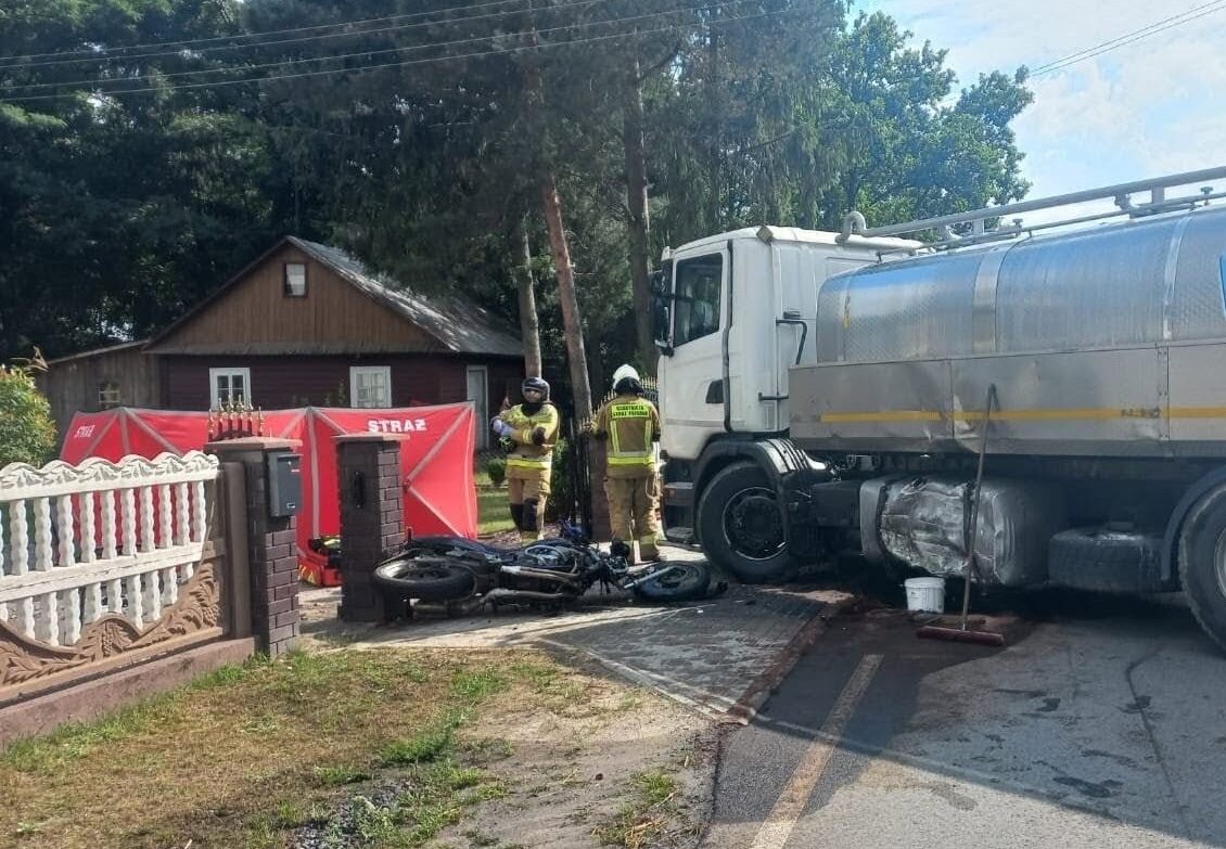 Tragiczny wypadek w Borsukach. Nie żyje 30-letni motocyklista, droga została całkowicie zablokowana