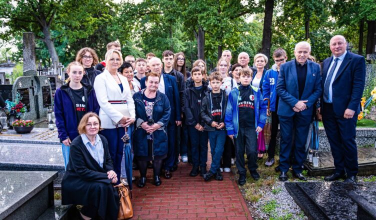 Pamięć o ks. Sylwestrze Zychu połączyła Kobyłkę, Zagościniec i Lipinki