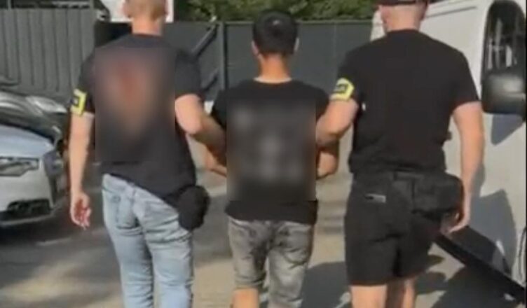 E-papierosy bez akcyzy. Zatrzymany 43-letni obywatel Wietnamu