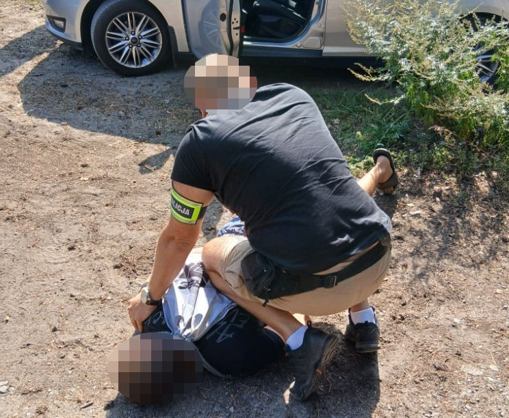 31-latek podejrzany o wprowadzanie do obrotu znacznych ilości narkotyków trafił na 3 miesiące do aresztu