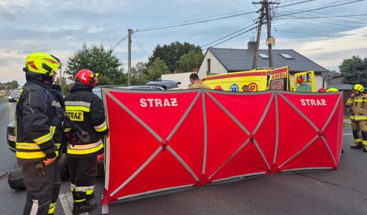 Groźny wypadek na DK62 w Pomiechówku. Motocyklista zabrany śmigłowcem LPR, pasażerka karetką