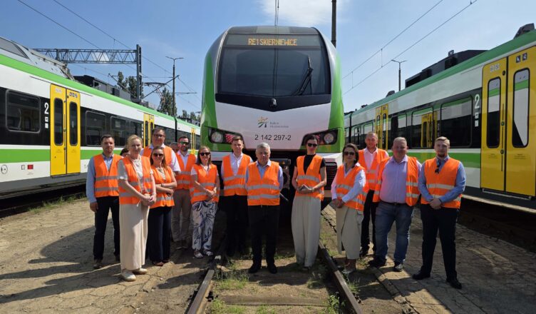 Koleje Mazowieckie kontynuują odbiory EZT ER160 FLIRT