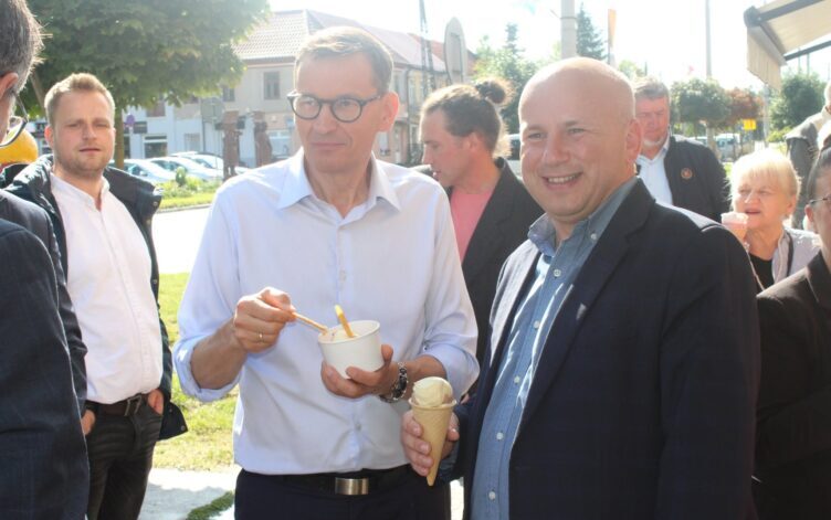 Mateusz Morawiecki w Jadowie. Mówił o inwestycjach w gminach i bezpieczeństwie