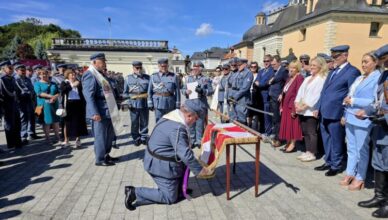 Sztandar dla Związku Piłsudczyków Powiatu Wołomińskiego. Uroczystość na Jasnej Górze
