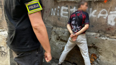 Młody diler z Wileńskiej tymczasowo aresztowany po akcji północnopraskich operacyjnych