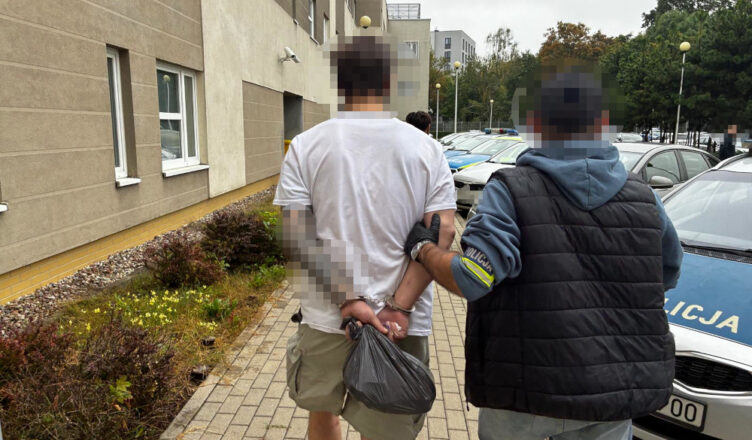 Oszust recydywista zatrzymany przez kryminalnych z Targówka