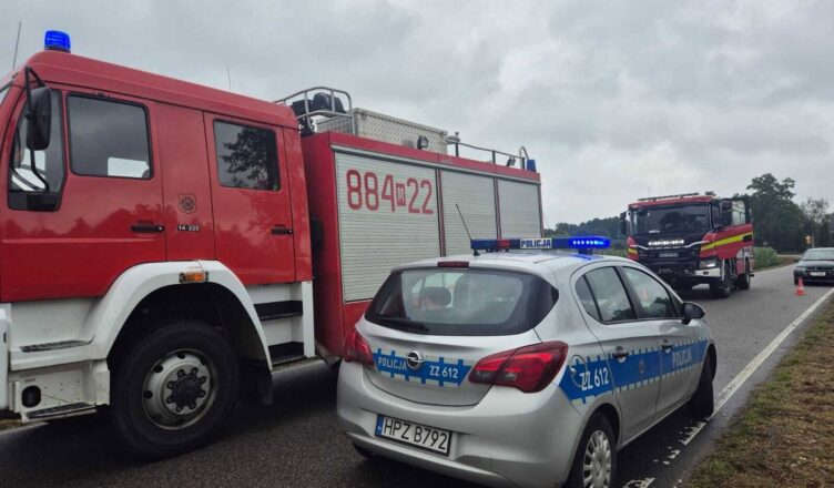 Groźny wypadek w Żabiczynie. Zderzyły się trzy pojazdy, jedna osoba trafiła do szpitala