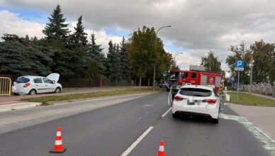 Nie ustąpił pierwszeństwa? Opel rozbity z boku, Hyundai z uszkodzonym przodem. Dwie osoby poszkodowane