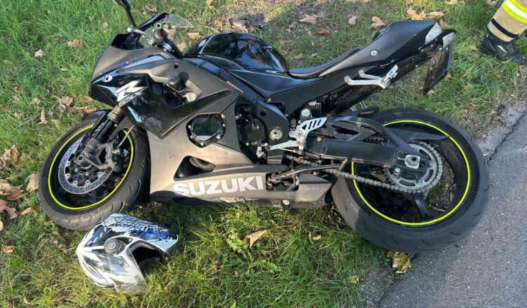 Zderzenie motocykla z Oplem w Nowym Dworze Mazowieckim. Motocyklista trafił do szpitala